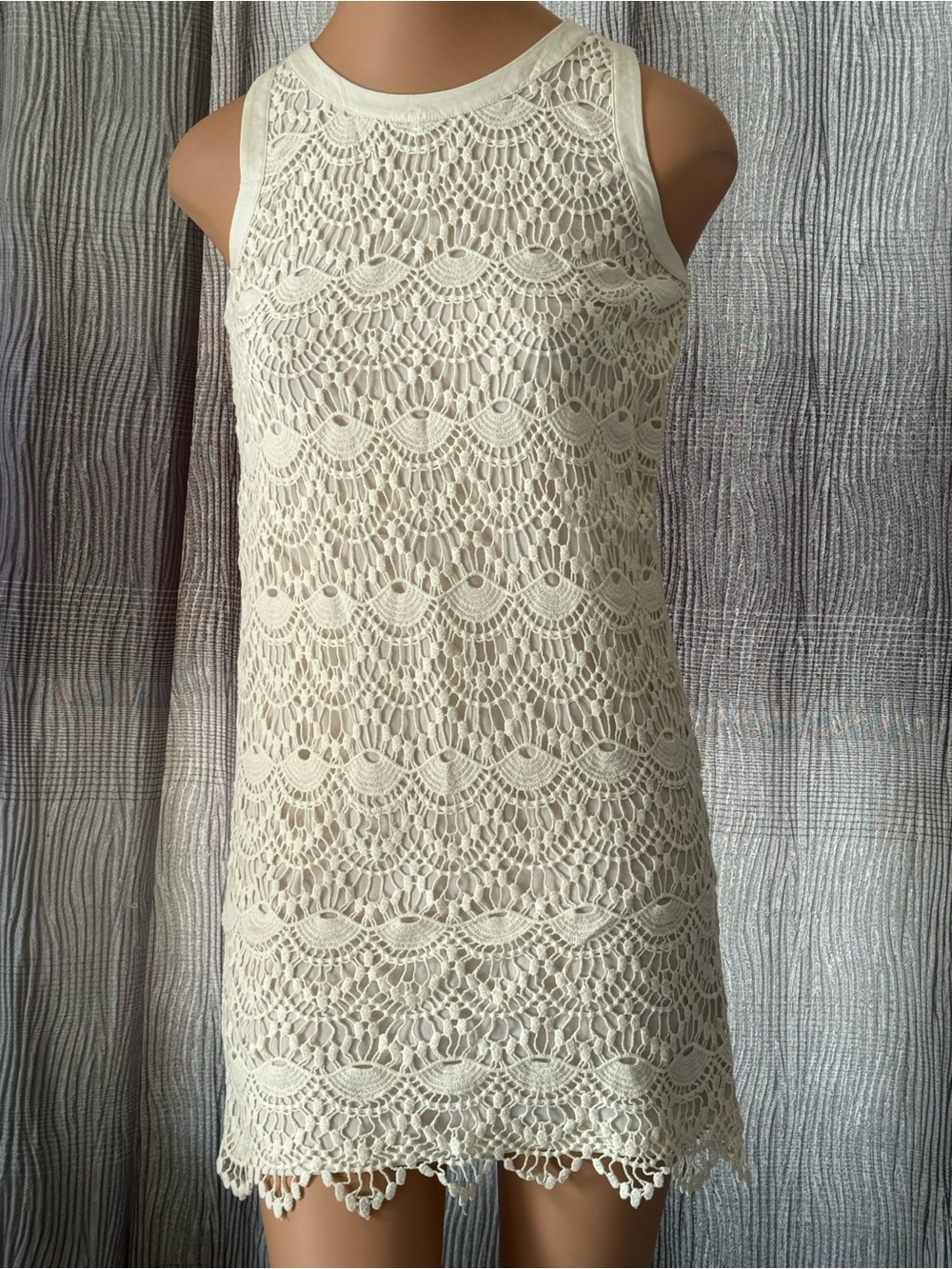 Source Unknown Ivory Crochet Lace Sleeveless Shift Dress